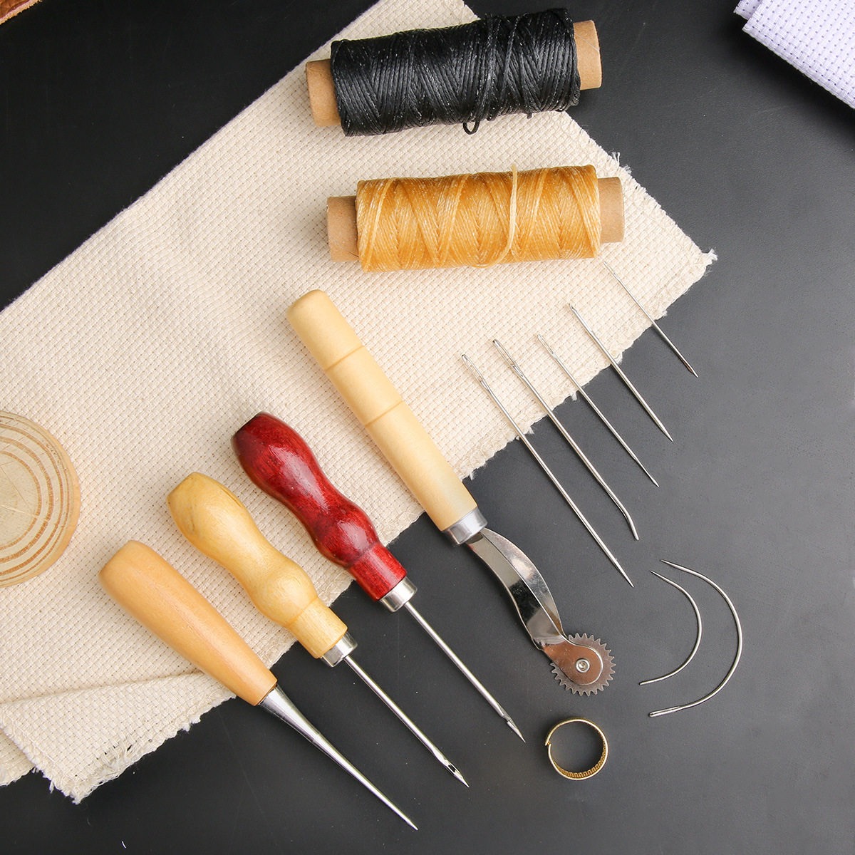 13-częściowy zestaw do szycia  – Leatherwork Tool Kit recenzja i cena