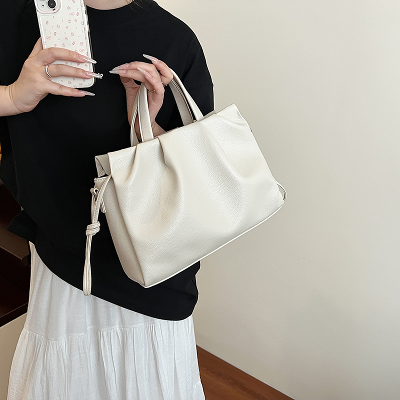 Modna torba na ramię z ekoskór – Leatherwork Workshop recenzja i cena